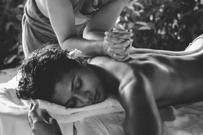 WHAT IS THE EFFECTS OF TRADITIONAL THAI MASSAGE ?